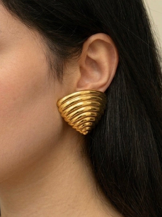 Large Ribbed Triangle Clip-on Earrings