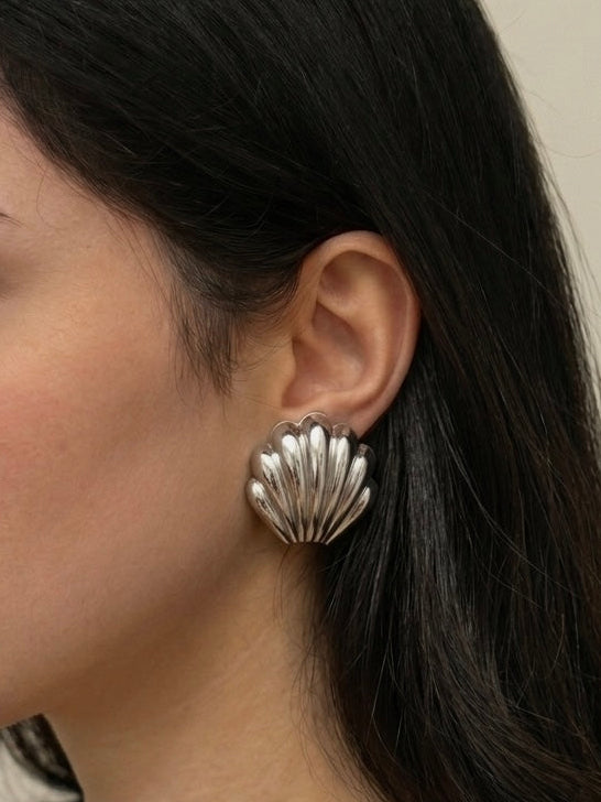 Large Shell Clip-on Earrings