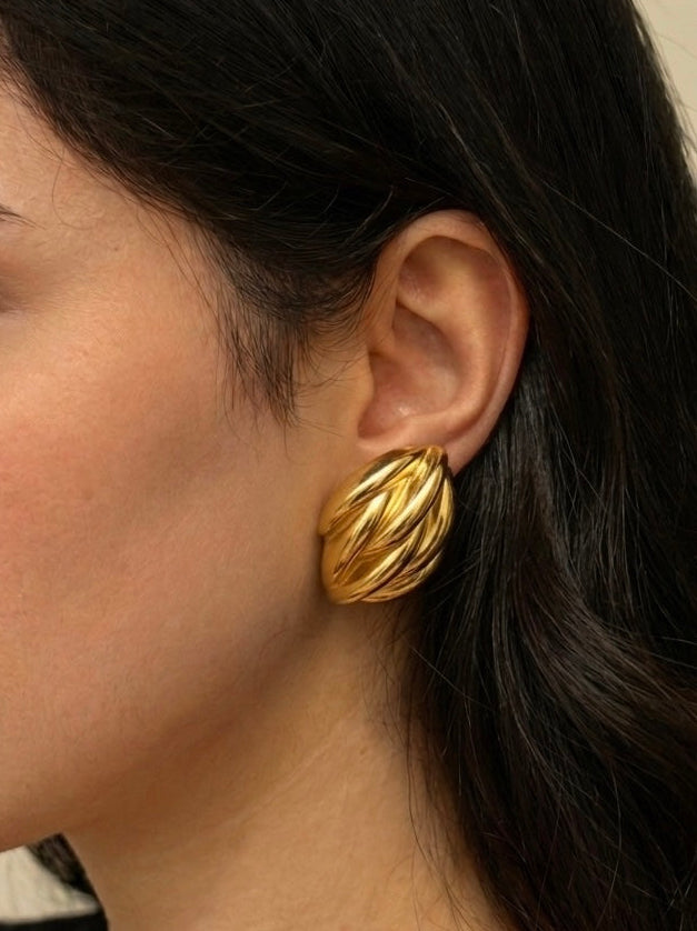 Interlocked Clip-on Earrings