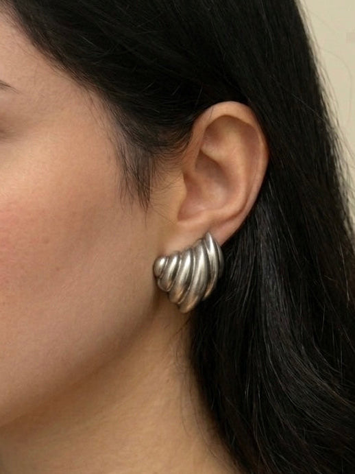 Ribbed Clip-on Earrings